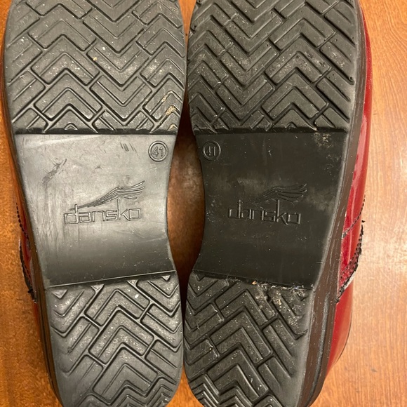 Dansko Red Clogs - Picture 4 of 4